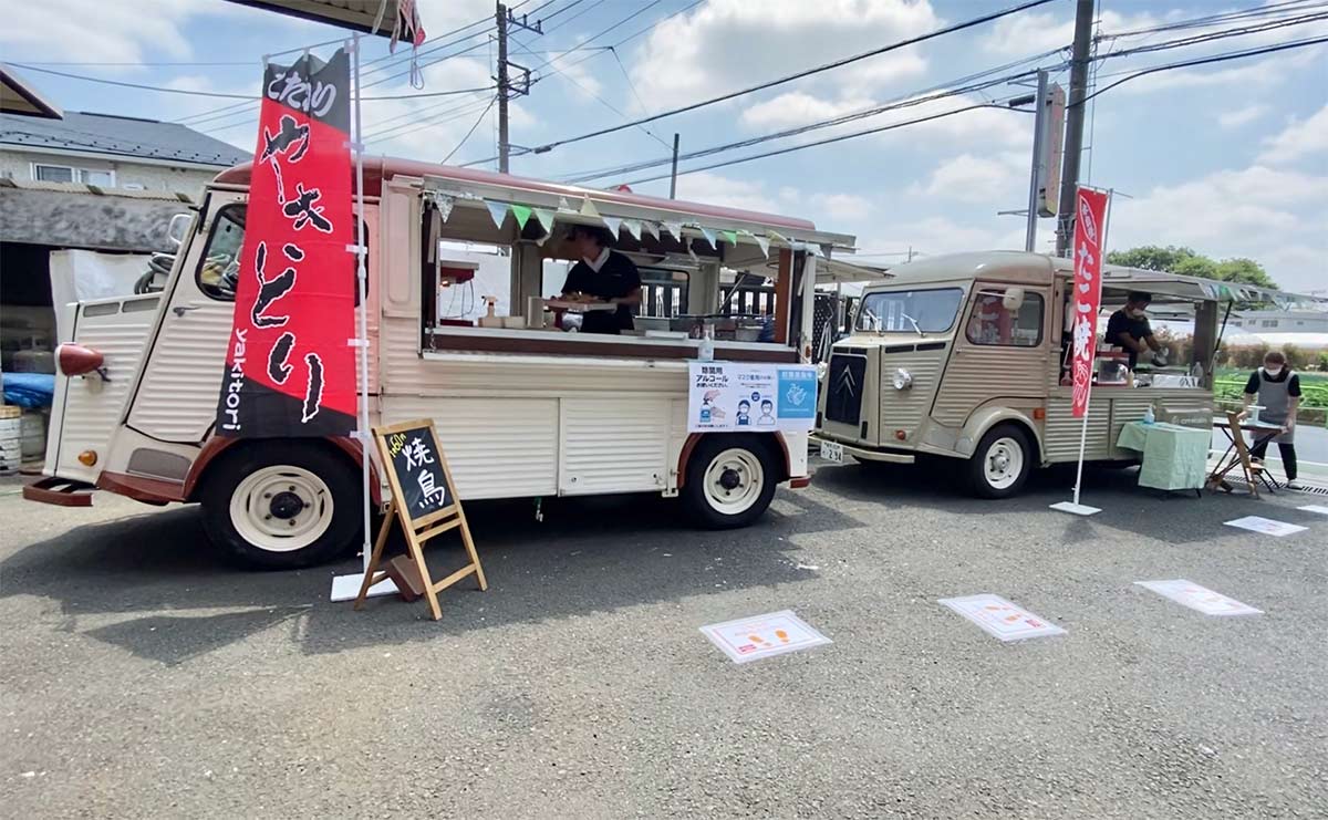 移動販売車を集めたイベント Tsurukinガーデンレストラン 鶴金社中 事務所前 スペース 鶴金社中